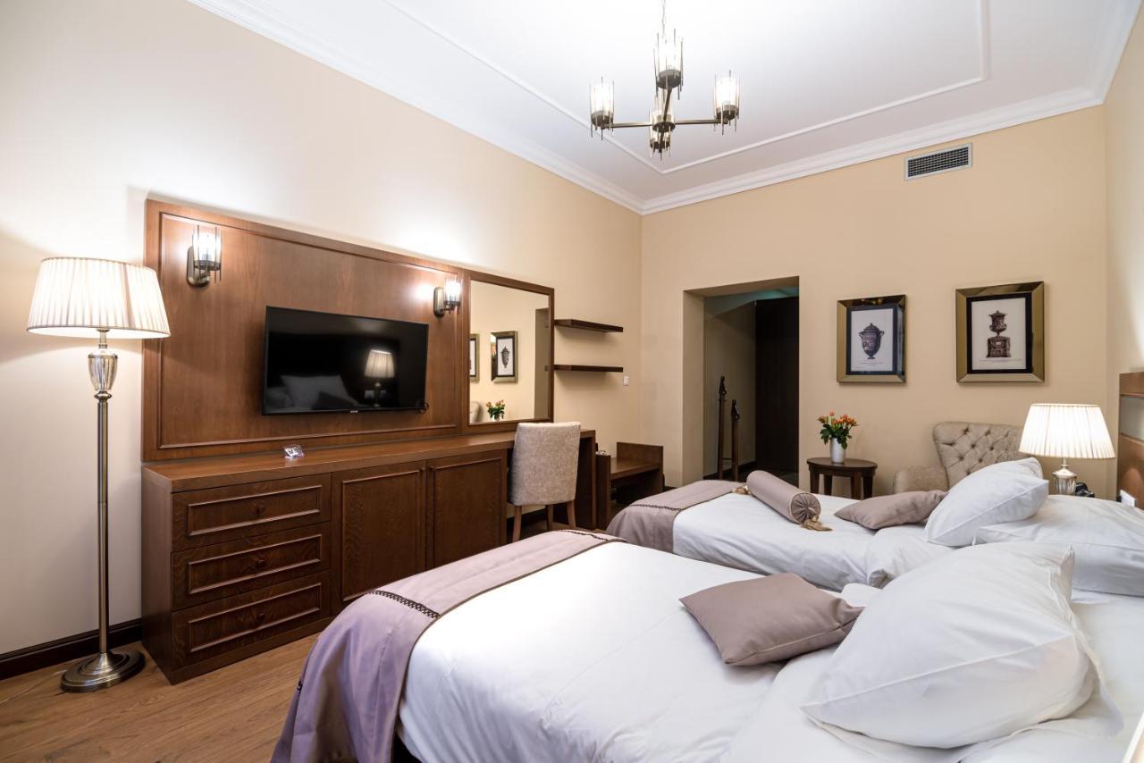 Hotel Michael'S Palace Кошице Экстерьер фото